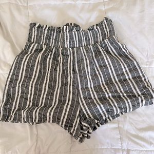 Stopped high-wasted comfy & cute shorts